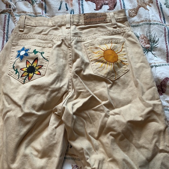 Yellow jean pants - Picture 2 of 3